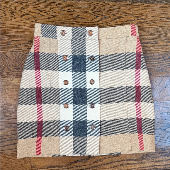 Burberry Dresses & Skirts - Burberry Plaid Mini Skirt Size 2